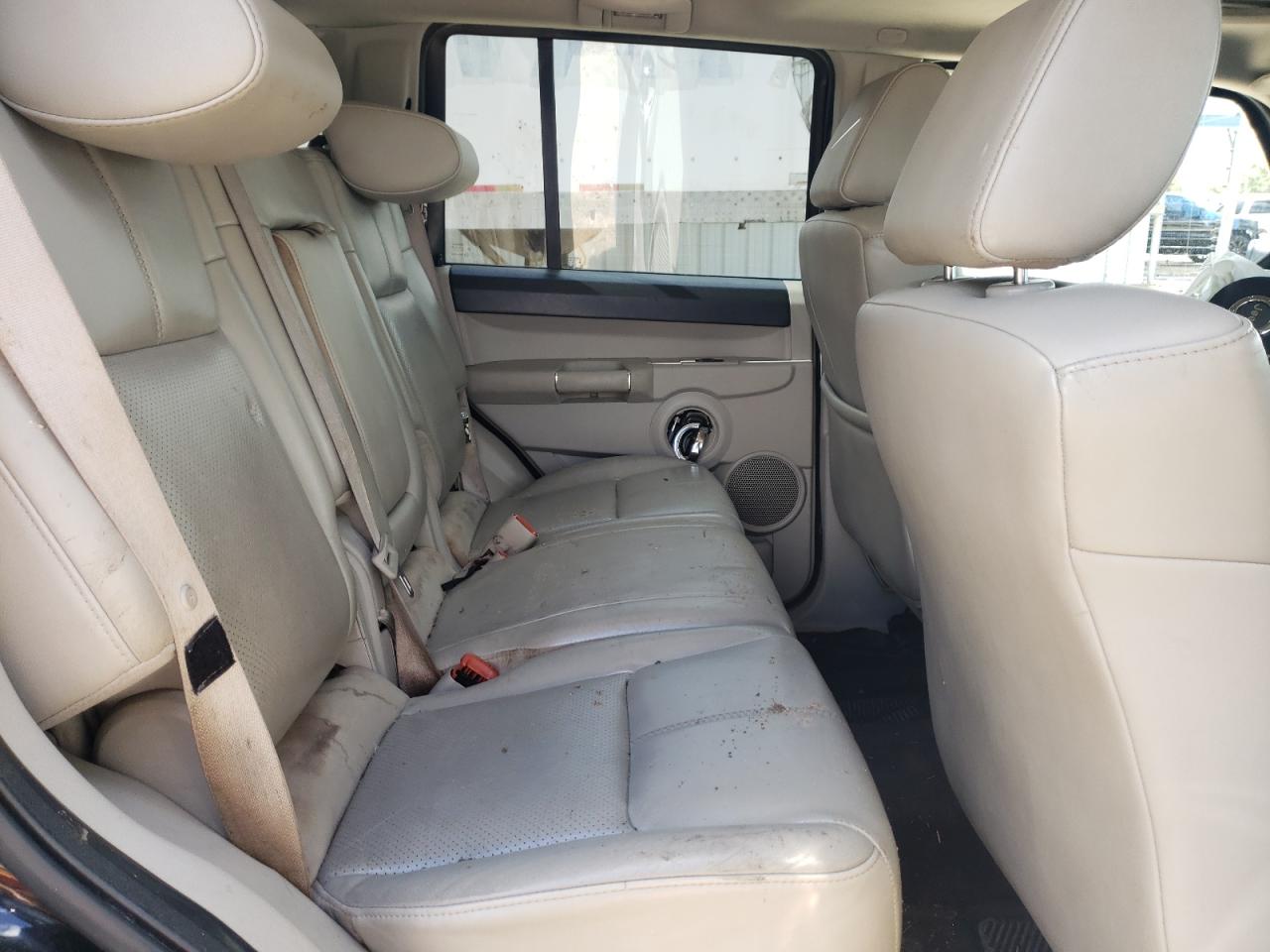 Photo 6 from auction – 2006 JEEP COMMANDER with VIN 1J8HH58266C253323