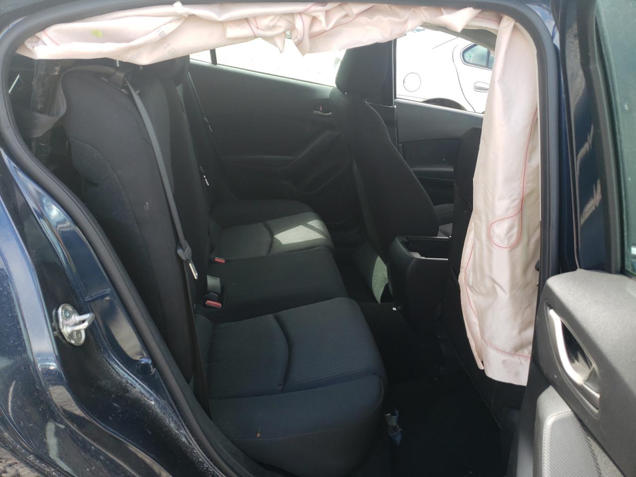 Photo 6 from auction – 2016 MAZDA 3 TOURING with VIN 3MZBM1M71GM328722