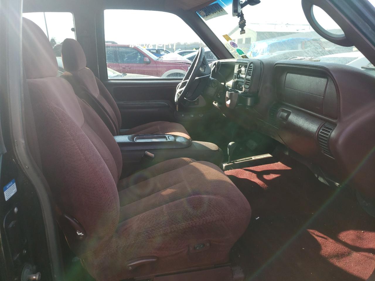 Photo 5 from auction – 1997 GMC SIERRA K15 with VIN 2GTEK19R0V1545473