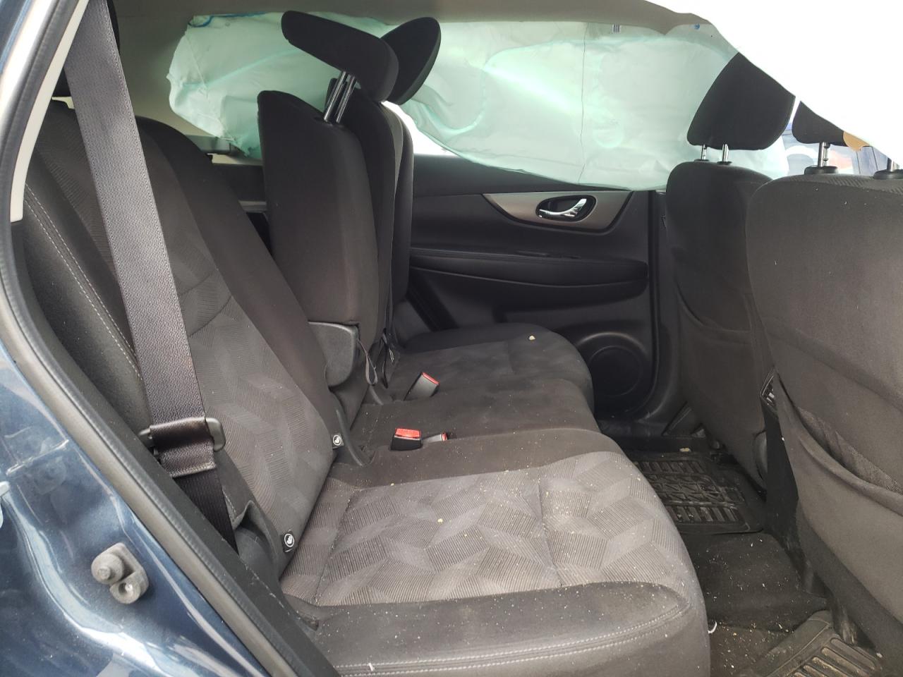 Photo 6 from auction – 2016 NISSAN ROGUE S with VIN KNMAT2MV0GP613167