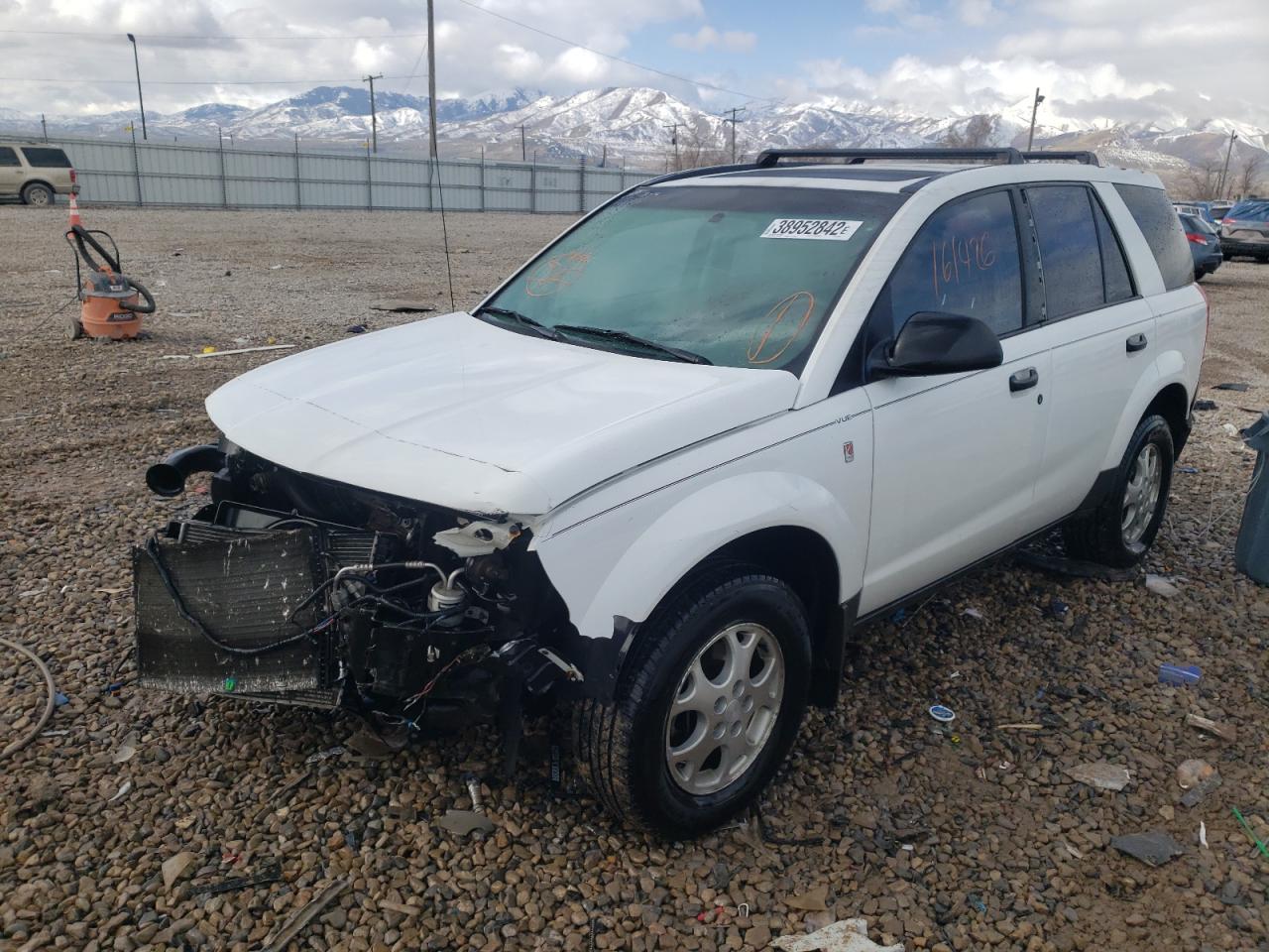 Photo 2 from auction – 2003 SATURN VUE with VIN 5GZCZ63B13S804768