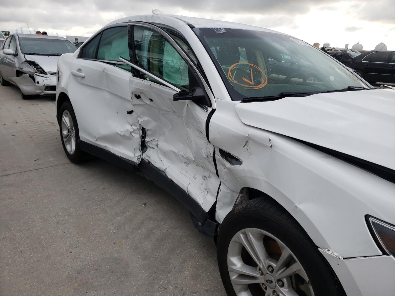 Photo 9 from auction – 2016 FORD TAURUS SE with VIN 1FAHP2D89GG150464