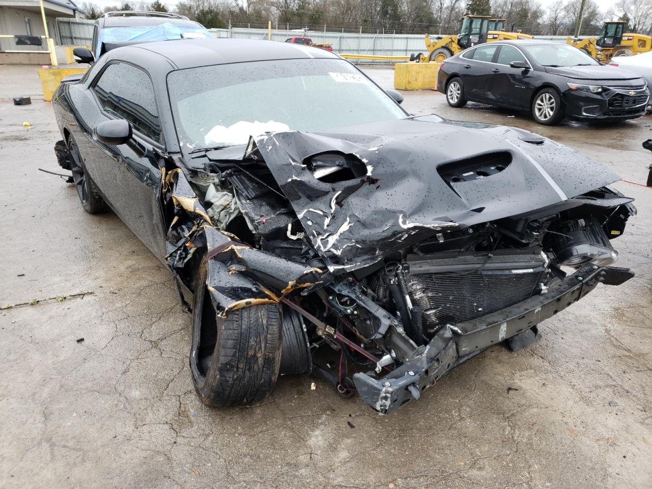 DODGE CHALLENGER 2019 with VIN 2C3CDZFJ4KH683300 - Photo from auction