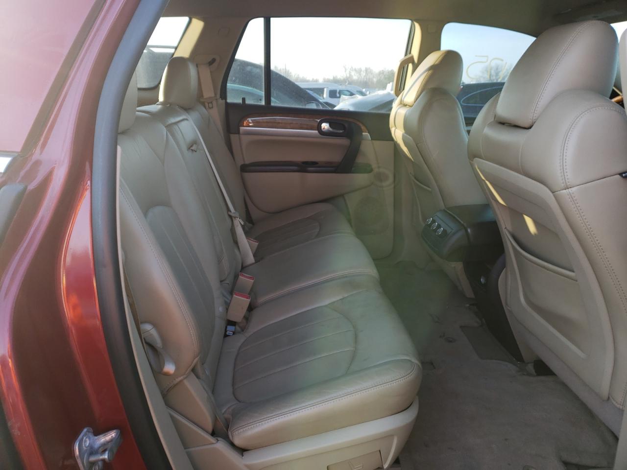 Photo 6 from auction – 2010 BUICK ENCLAVE CX with VIN 5GALVBEDXAJ235752