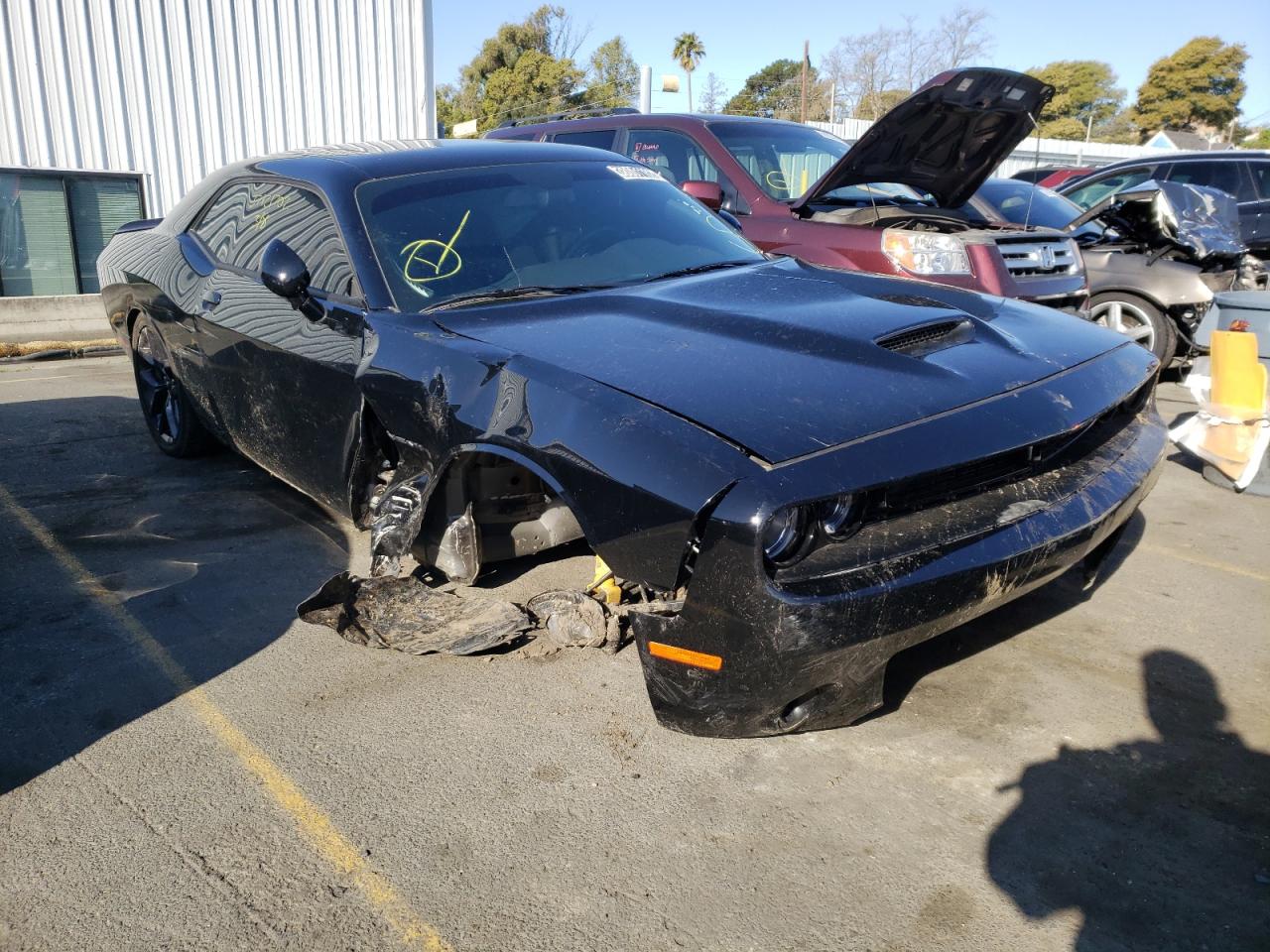 DODGE CHALLENGER 2021 with VIN 2C3CDZBT7MH555885 - Photo from auction