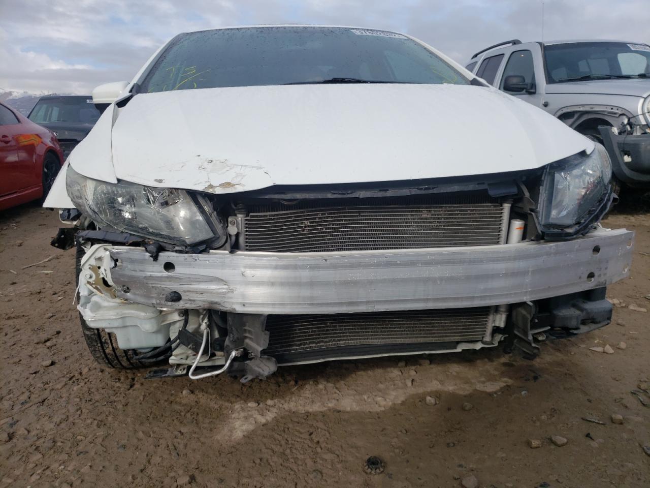 Photo 9 from auction – 2014 HONDA CIVIC with VIN 2HGFB2F80EH554768