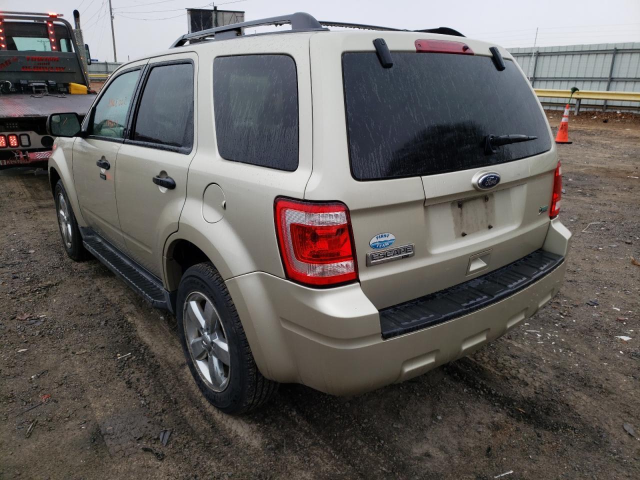 Photo 3 from auction – 2011 FORD ESCAPE XLT with VIN 1FMCU9DG8BKA66540
