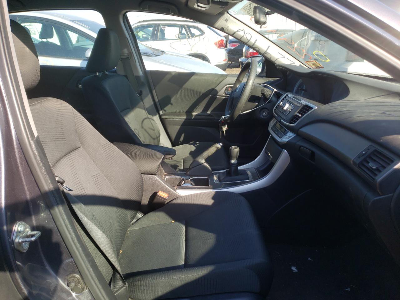 Photo 5 from auction – 2014 HONDA ACCORD LX with VIN 1HGCR2E37EA229960