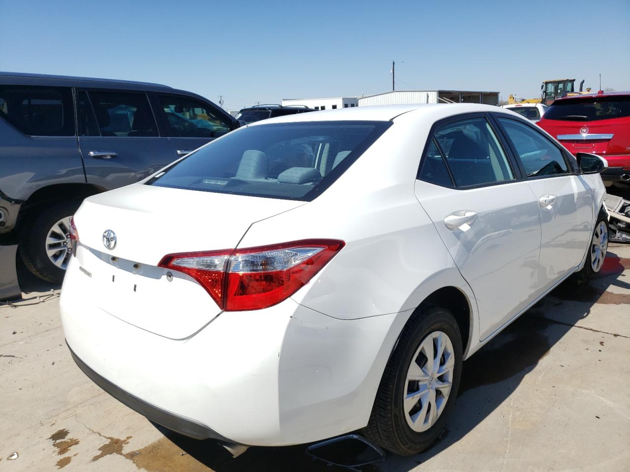 Photo 4 from auction – 2014 TOYOTA COROLLA L with VIN 5YFBURHEXEP171689
