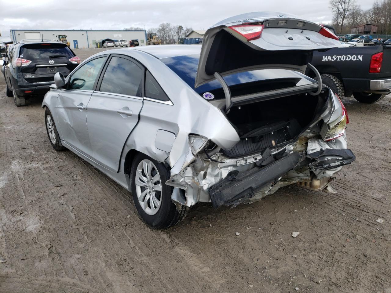 Photo 3 from auction – 2011 HYUNDAI SONATA GLS with VIN 5NPEB4AC7BH067006
