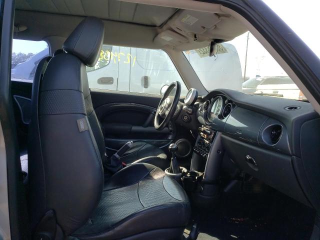 Photo 5 from auction – 2004 MINI COOPER with VIN WMWRC33464TC55352