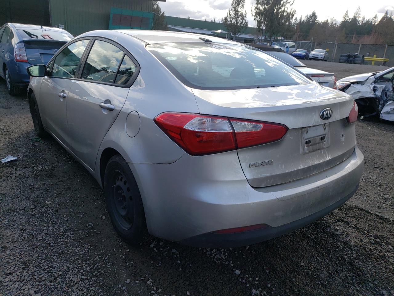 Photo 3 from auction – 2015 KIA FORTE LX with VIN KNAFK4A64F5314385