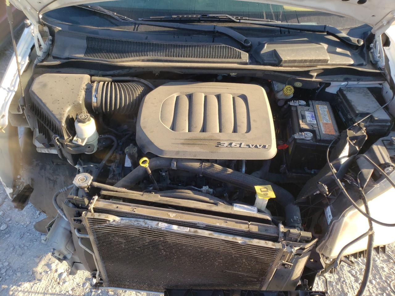 Photo 7 from auction – 2012 CHRYSLER TOWN & COU with VIN 2C4RC1BG1CR305127