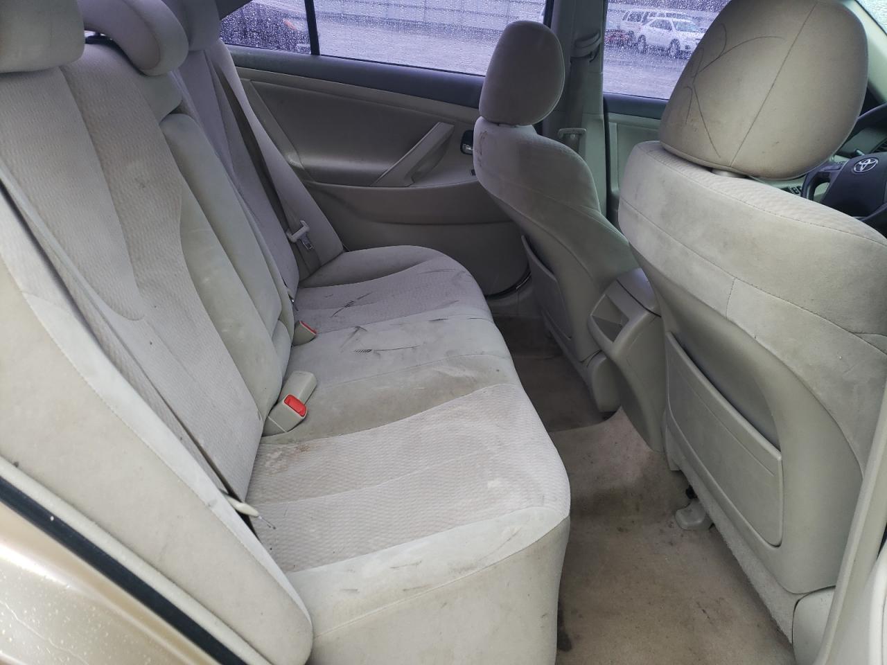Photo 6 from auction – 2011 TOYOTA CAMRY BASE with VIN 4T1BF3EK8BU196568