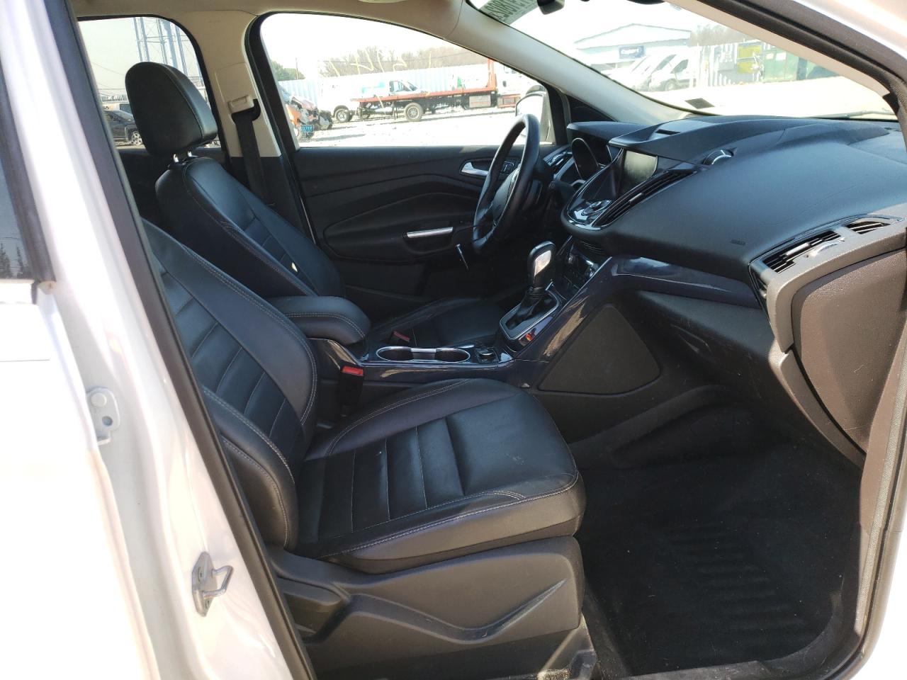 Photo 5 from auction – 2014 FORD ESCAPE TIT with VIN 1FMCU9J92EUA02184