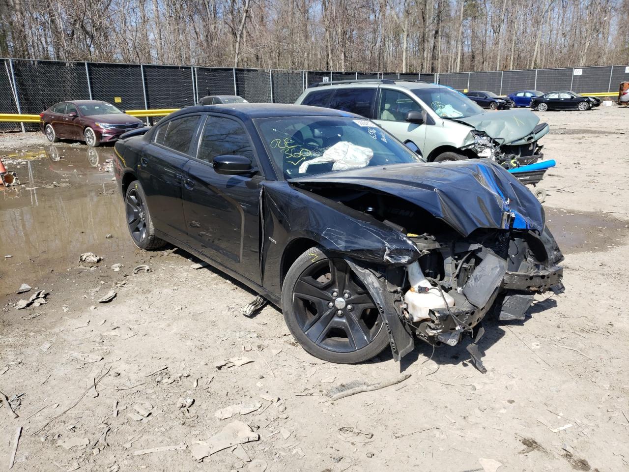 DODGE CHARGER R/ 2011 with VIN 2B3CL5CT1BH616586 - Photo from auction
