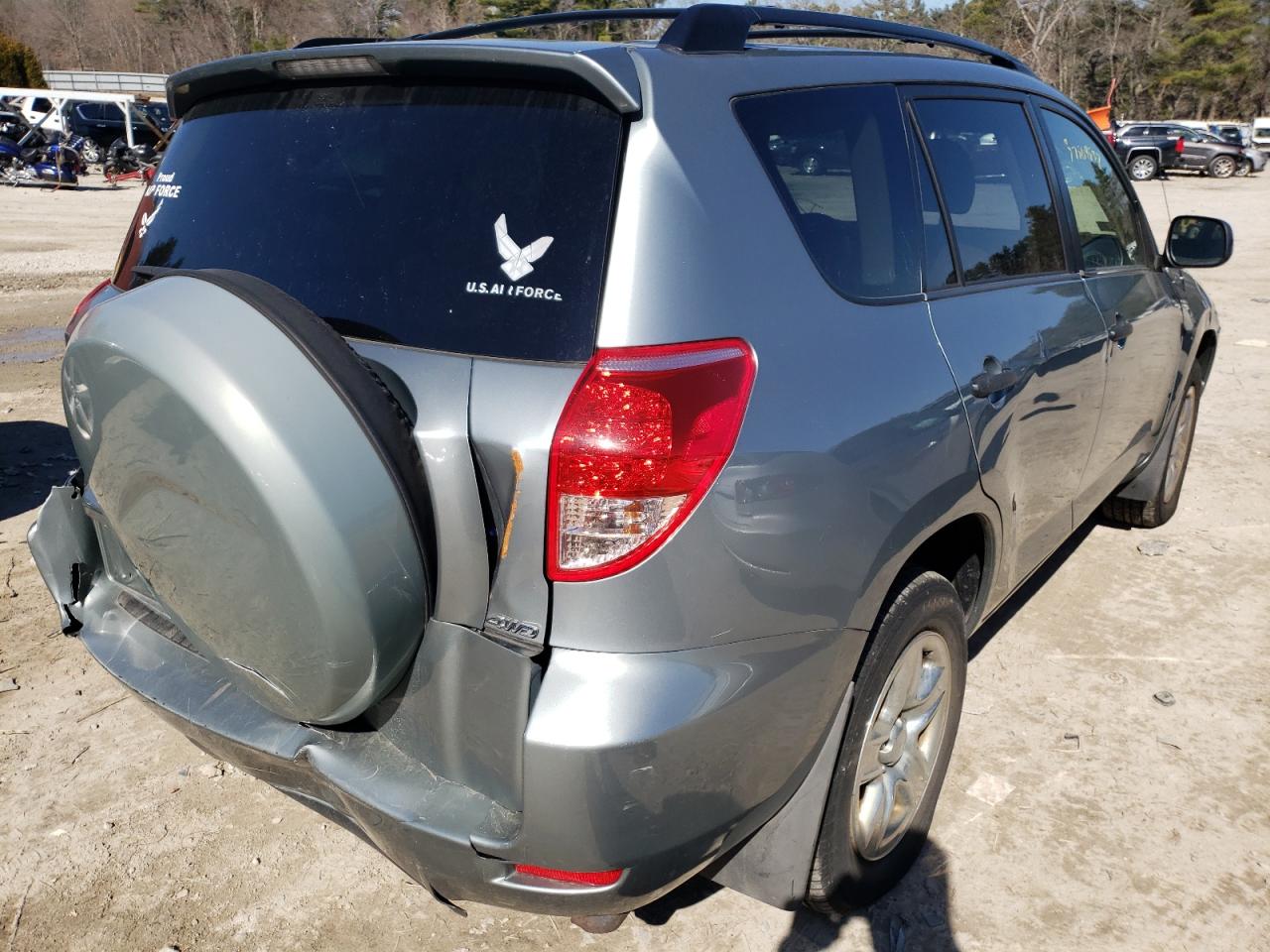 Photo 4 from auction – 2007 TOYOTA RAV4 with VIN JTMBK33V475025850