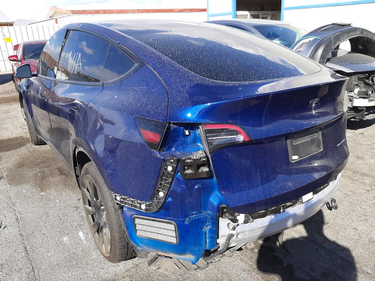 Photo 3 from auction – 2021 TESLA MODEL Y with VIN 5YJYGDEE5MF158223