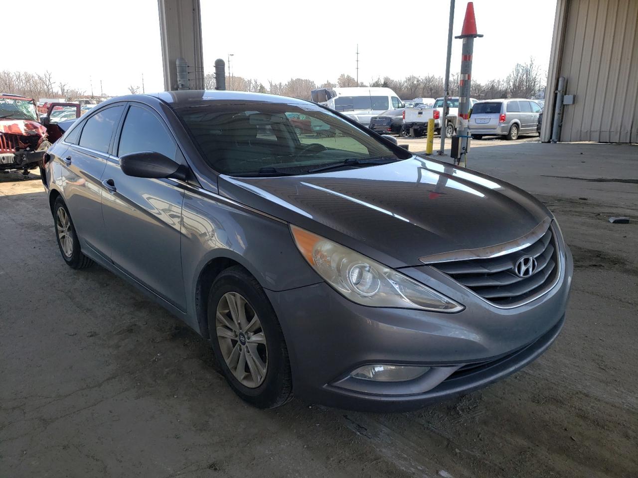 HYUNDAI SONATA GLS 2013 with VIN 5NPEB4AC2DH524033 - Photo from auction
