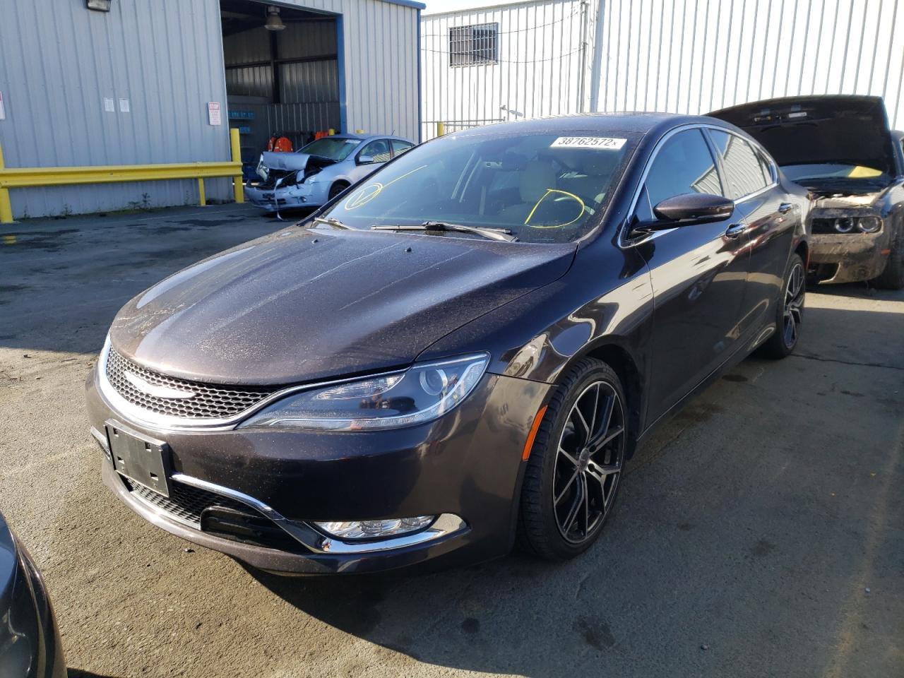Photo 2 from auction – 2015 CHRYSLER 200 C with VIN 1C3CCCEG3FN630123