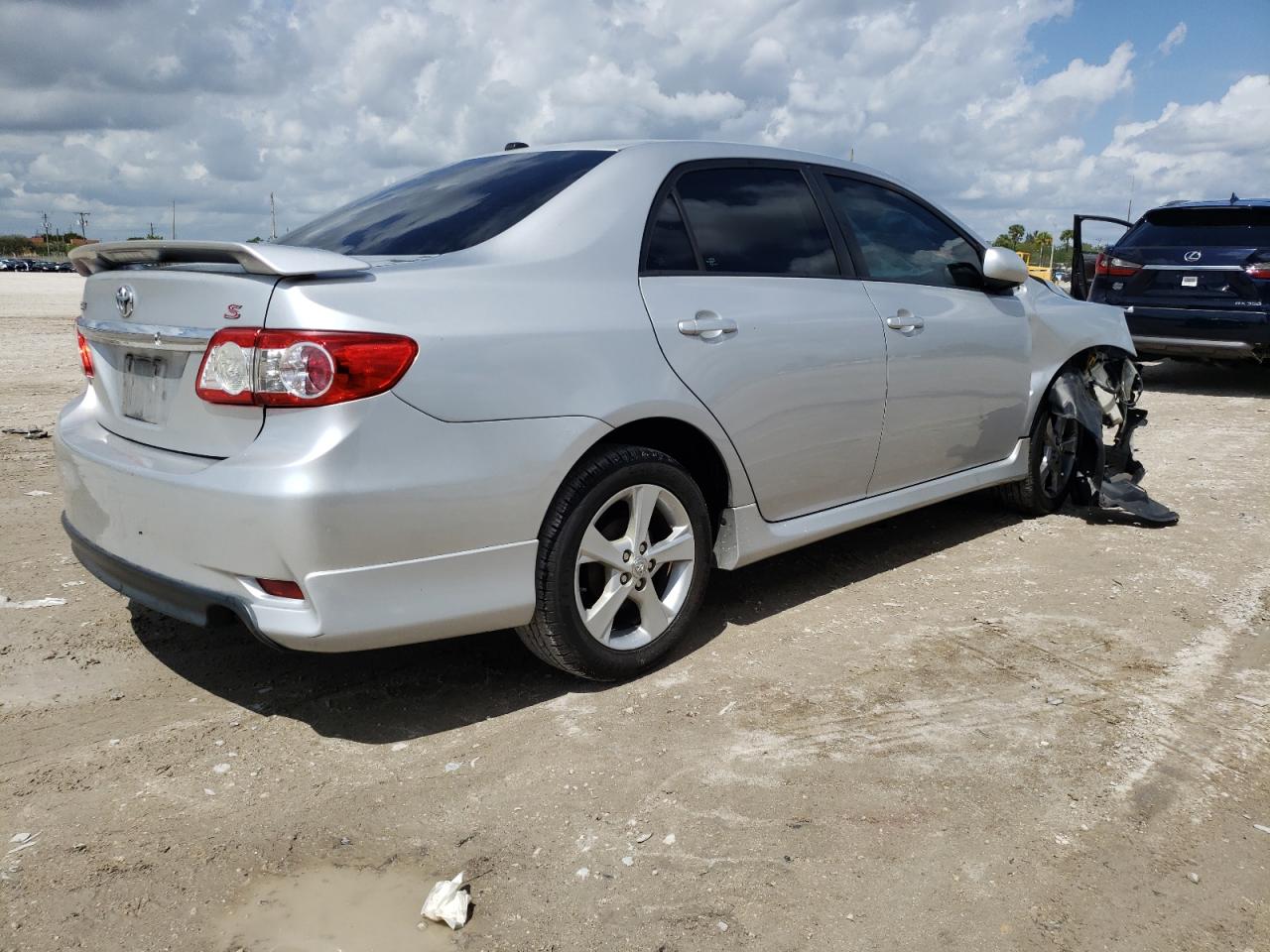 Photo 4 from auction – 2011 TOYOTA COROLLA BA with VIN 2T1BU4EE2BC583897