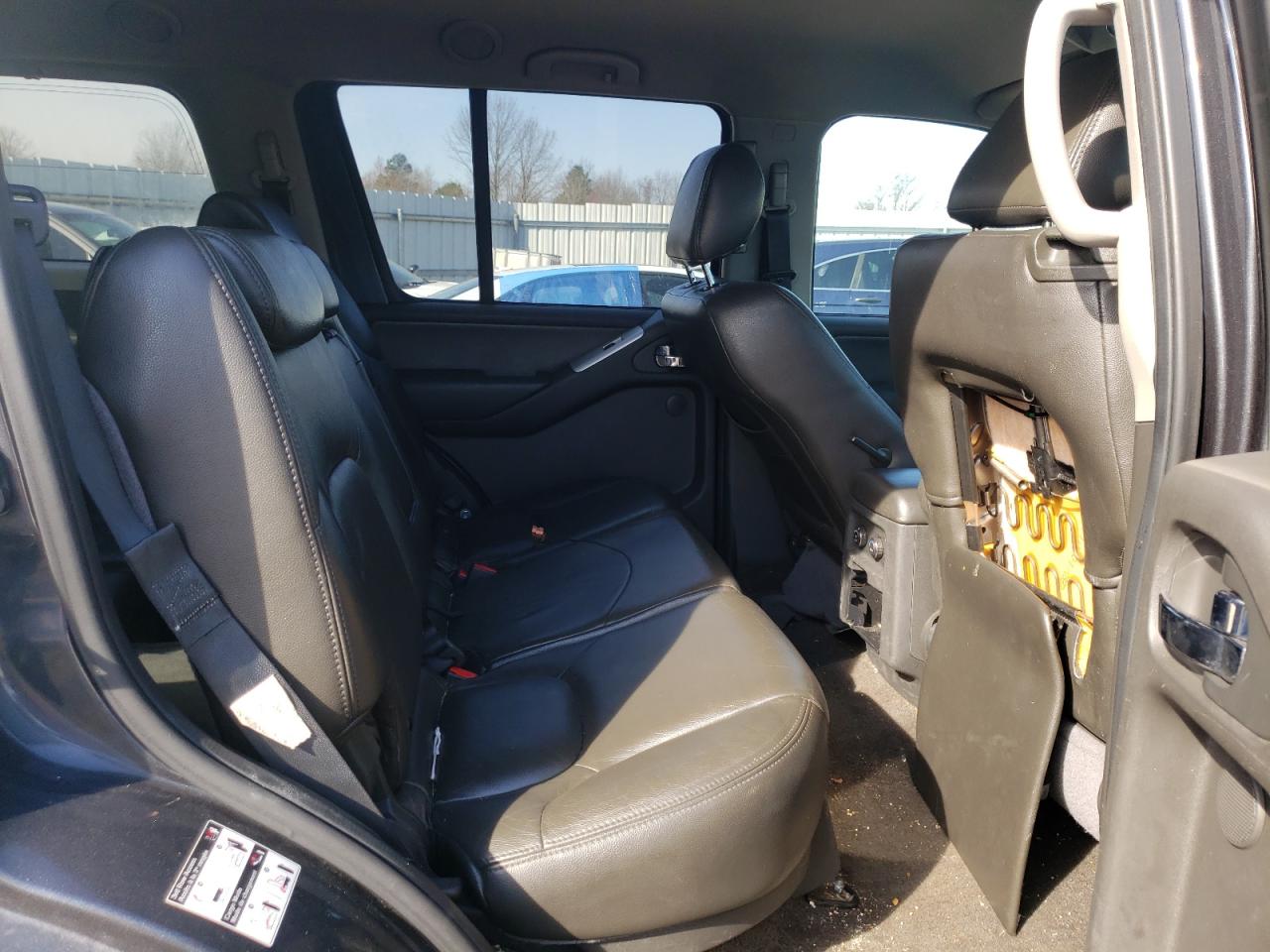 Photo 6 from auction – 2010 NISSAN PATHFINDER with VIN 5N1AR1NBXAC606220