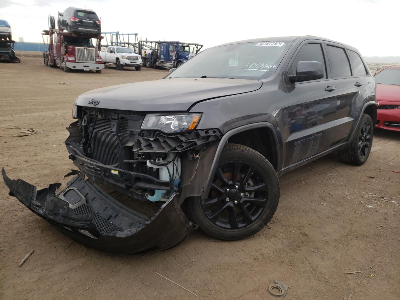 Photo 2 from auction – 2018 JEEP GRAND CHER with VIN 1C4RJFAG4JC388496