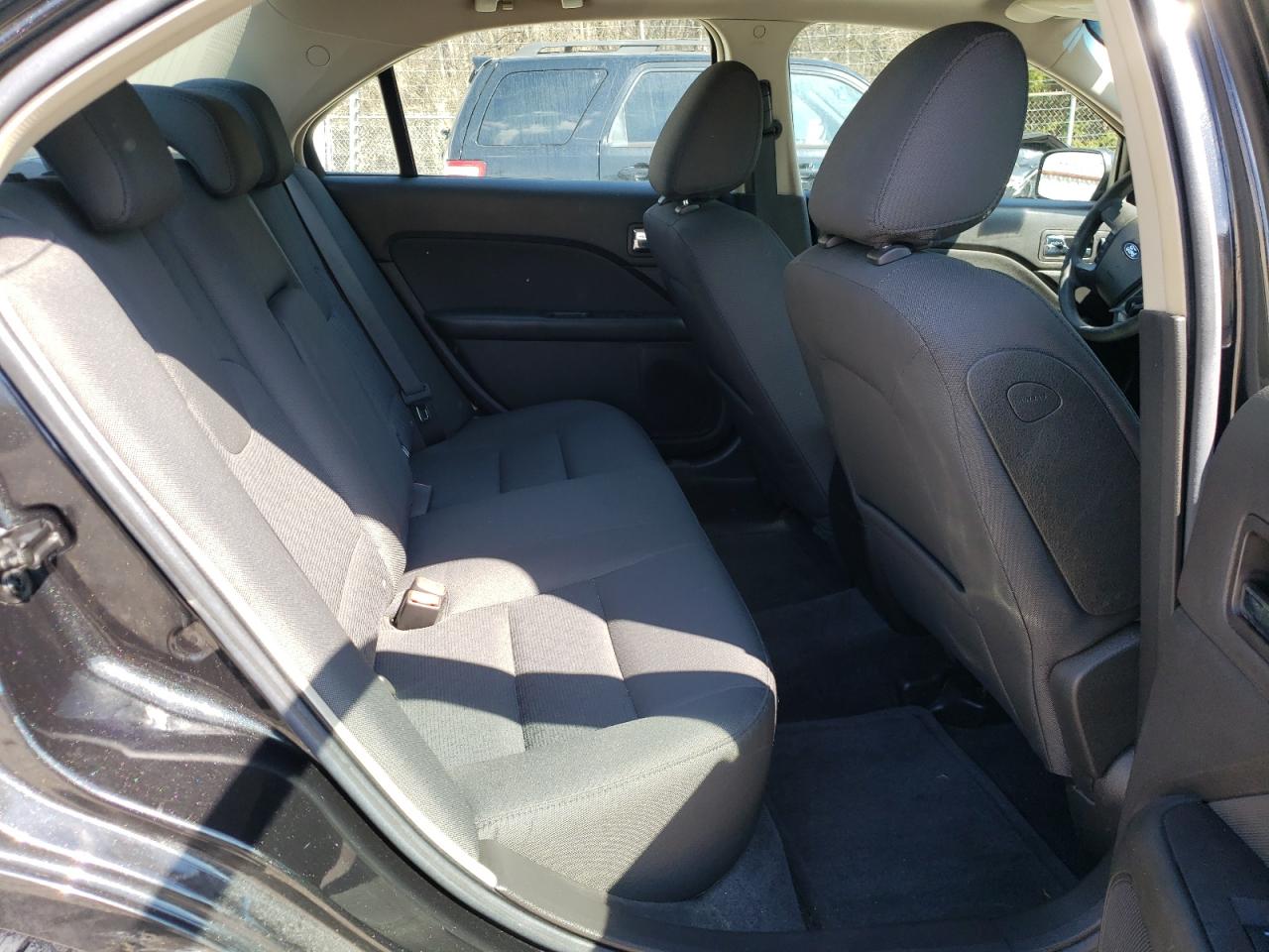 Photo 6 from auction – 2010 FORD FUSION SE with VIN 3FAHP0HA1AR366102