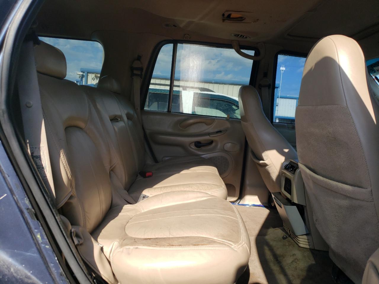 صورة رقم 6 من المزاد - 2001 FORD EXPEDITION مع VIN 1FMRU17W41LB76945