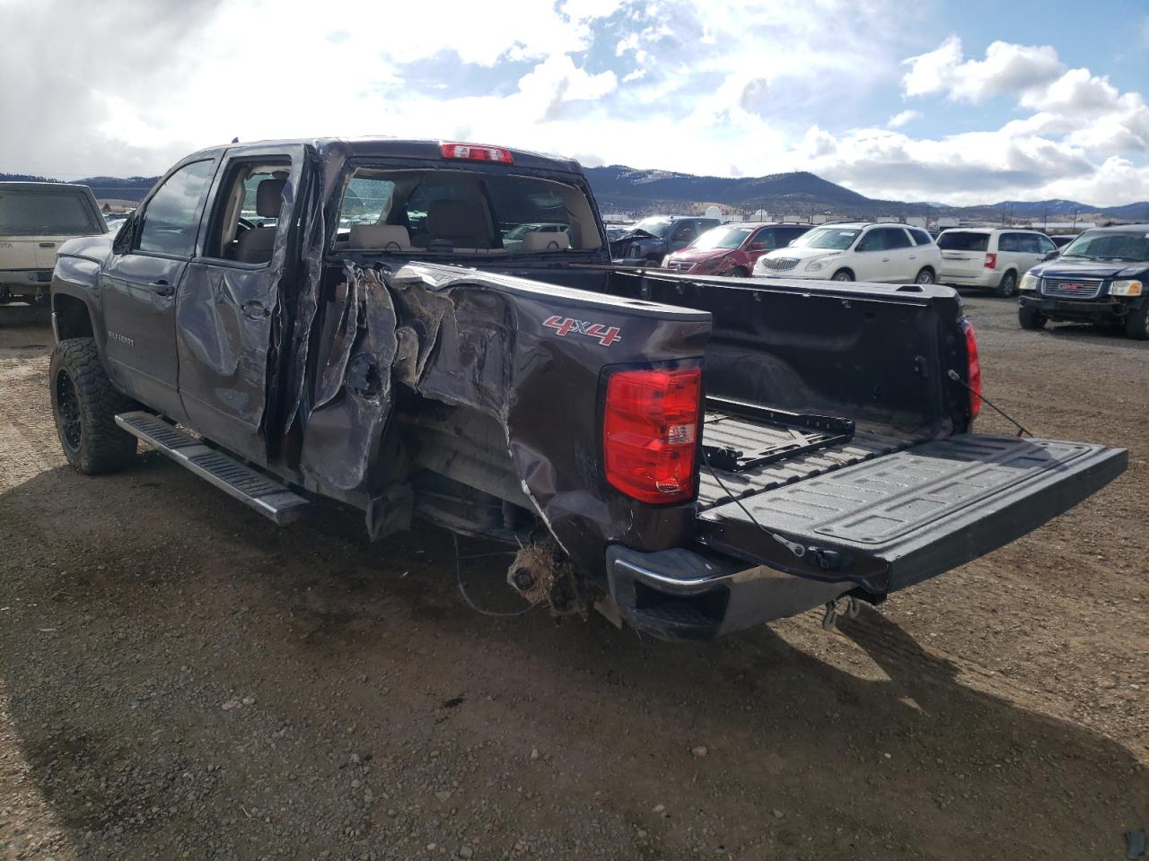 Photo 3 from auction – 2016 CHEVROLET SILVERADO with VIN 3GCUKRECXGG304526