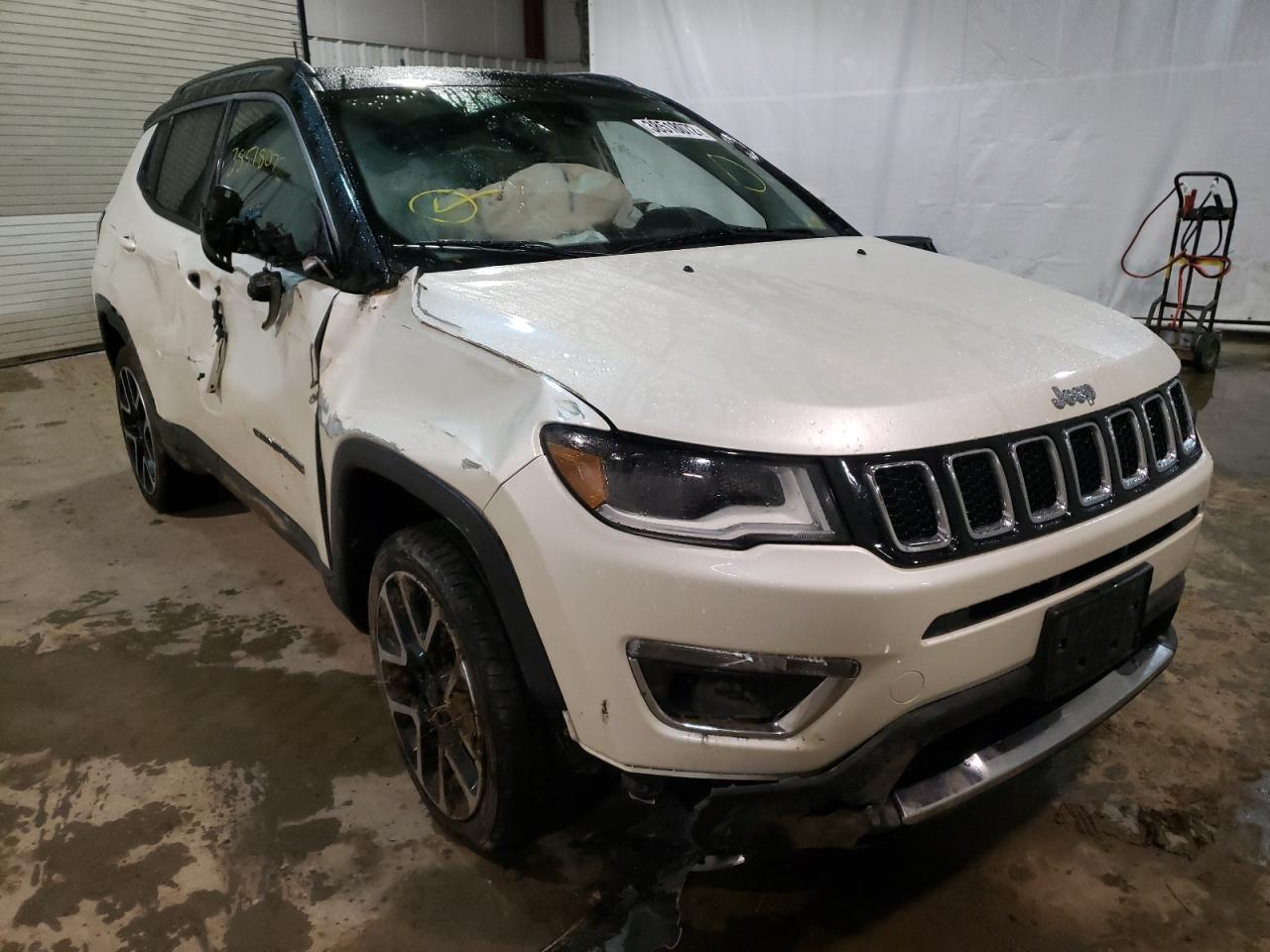 JEEP COMPASS LI 2018 with VIN 3C4NJDCB4JT145201 - Photo from auction