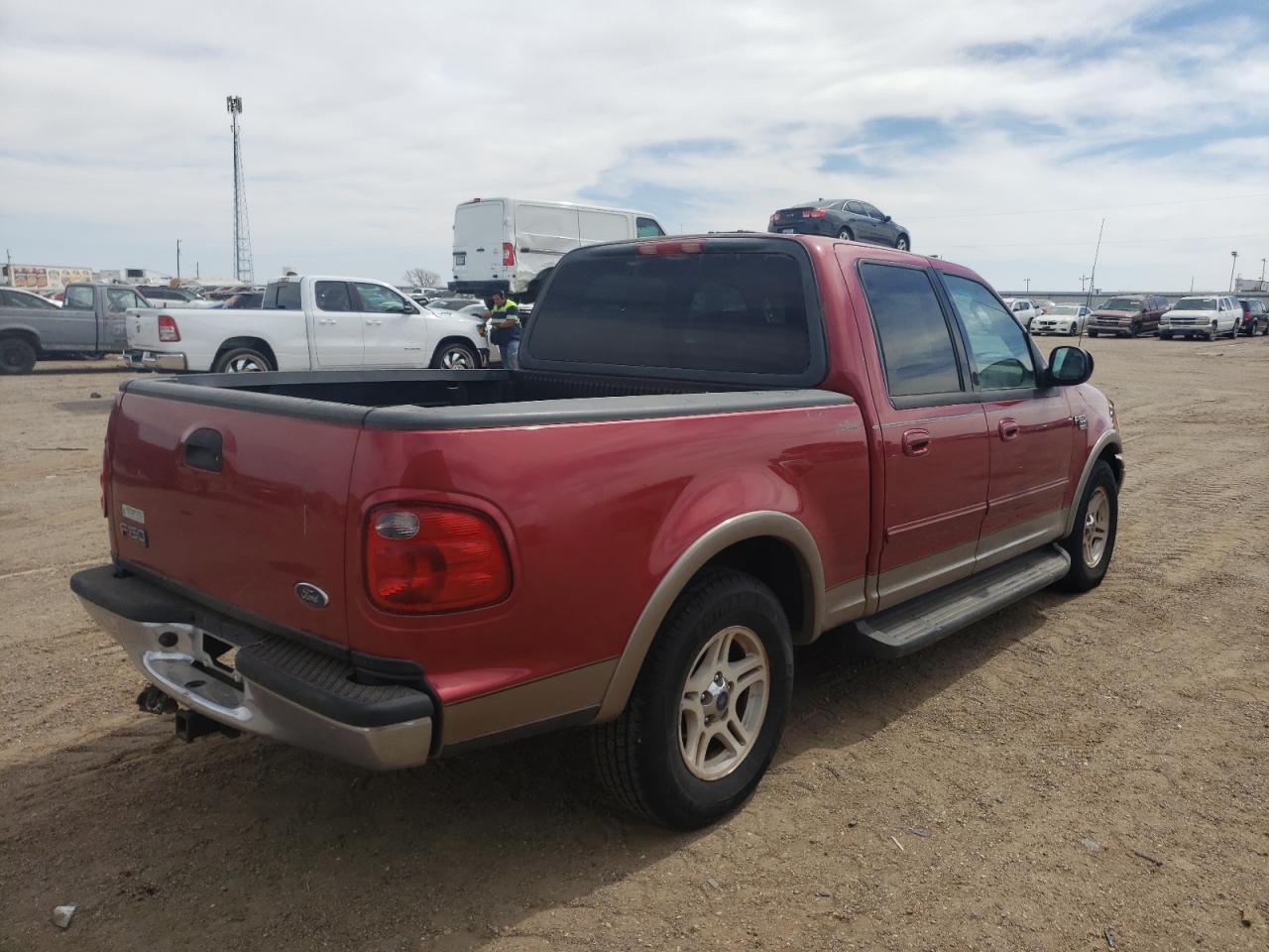 Photo 4 from auction – 2003 FORD F150 SUPER with VIN 1FTRW07L93KD16656
