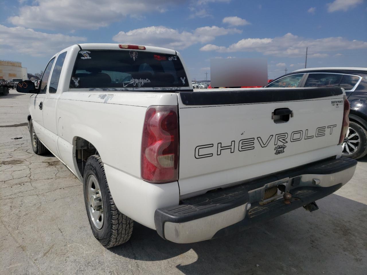 Photo 3 from auction – 2003 CHEVROLET SILVERADO with VIN 2GCEC19X831108751