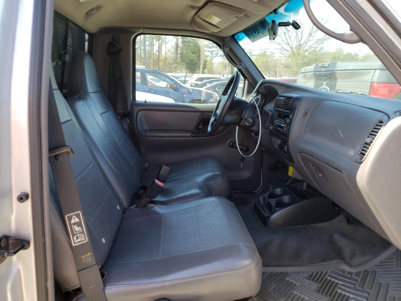 Photo 5 from auction – 2003 FORD RANGER with VIN 1FTYR10D53TA07448