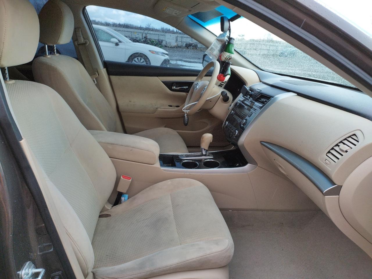 Photo 5 from auction – 2014 NISSAN ALTIMA 2.5 with VIN 1N4AL3AP0EN348325