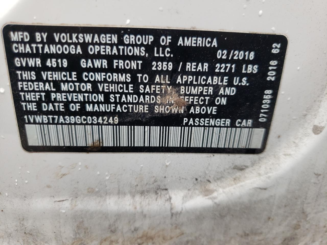 Photo 10 from auction – 2016 VOLKSWAGEN PASSAT SE with VIN 1VWBT7A39GC034249