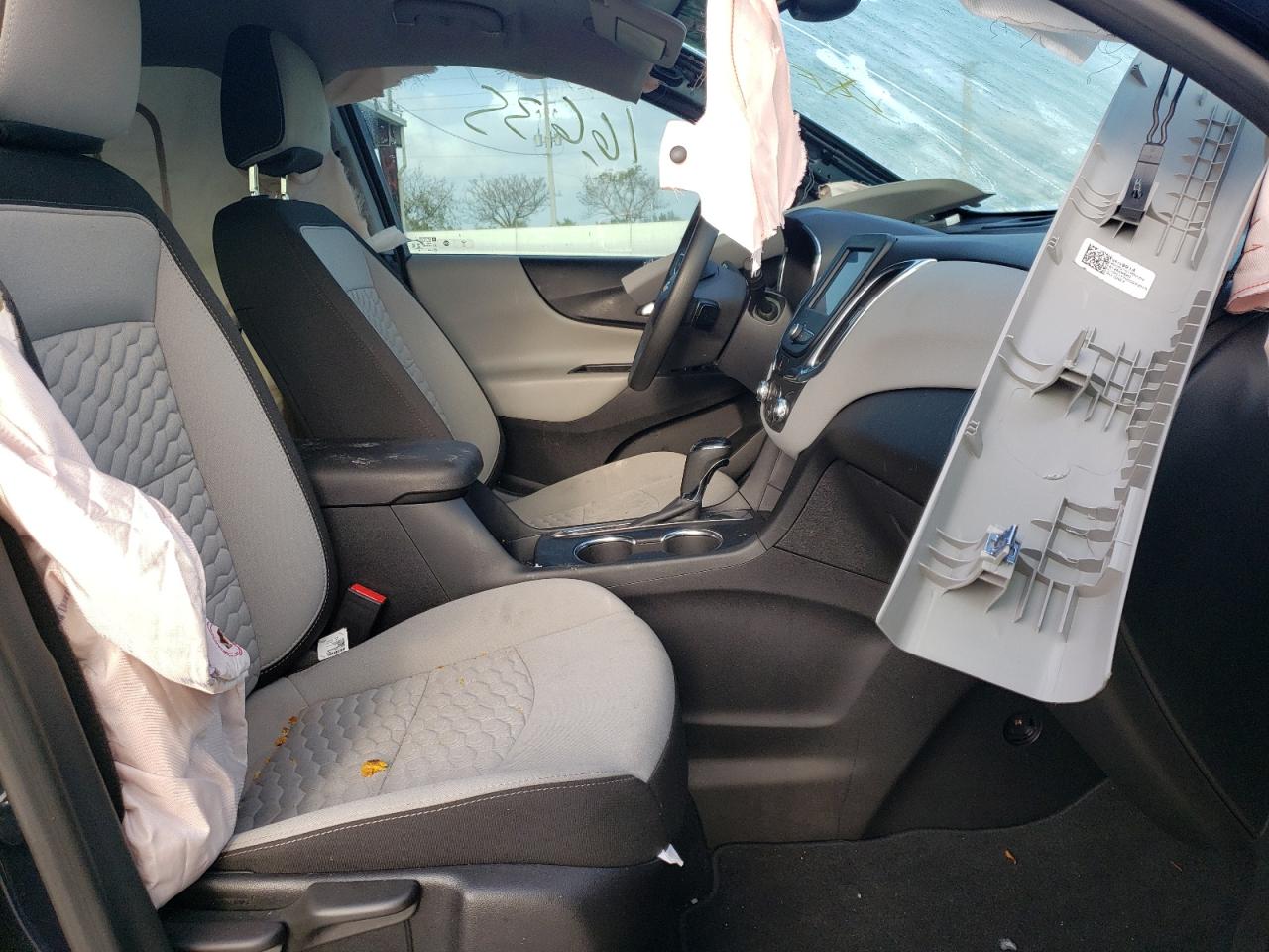 Photo 5 from auction – 2020 CHEVROLET EQUINOX LS with VIN 3GNAXHEV9LS696929