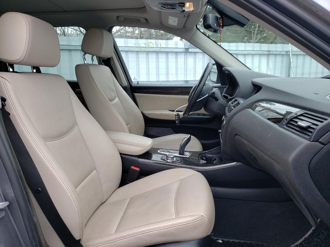 Photo 5 from auction – 2012 BMW X3 XDRIVE3 with VIN 5UXWX7C53CL735983