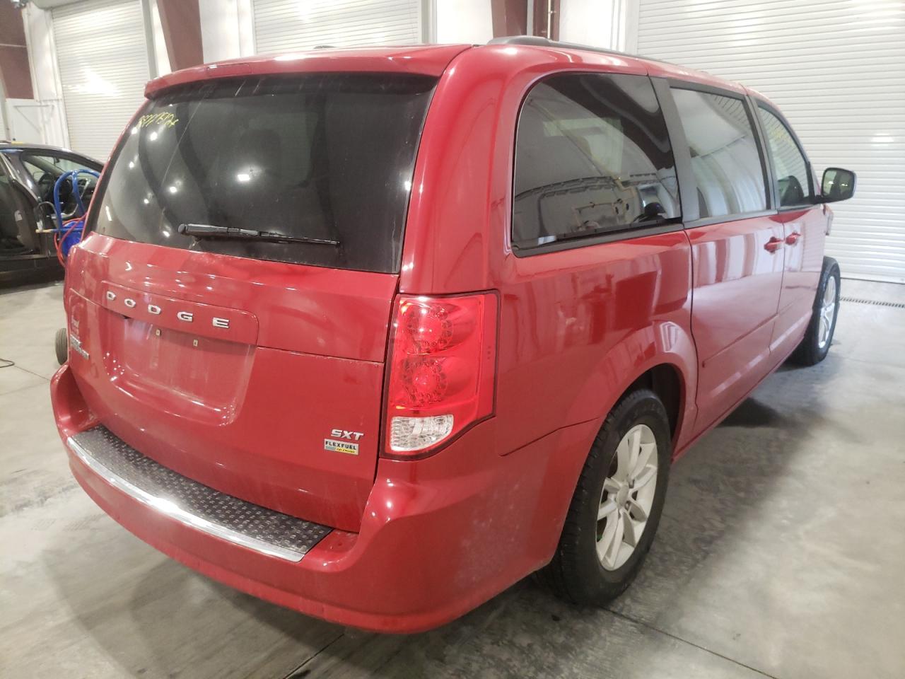 Photo 4 from auction – 2015 DODGE GRAND CARA with VIN 2C4RDGCG5FR744821