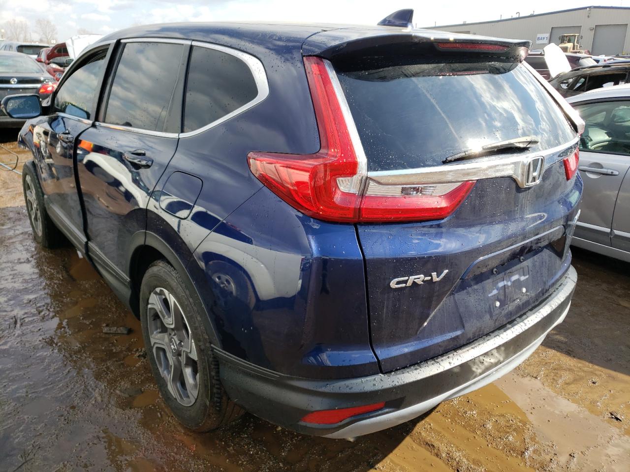 Photo 3 from auction – 2019 HONDA CR-V EX with VIN 7FARW2H50KE002857