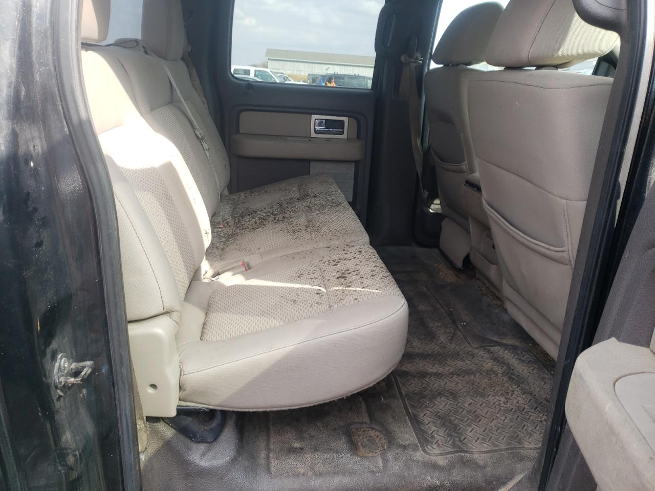 Photo 6 from auction – 2010 FORD F150 SUPER with VIN 1FTFW1E84AFC31107
