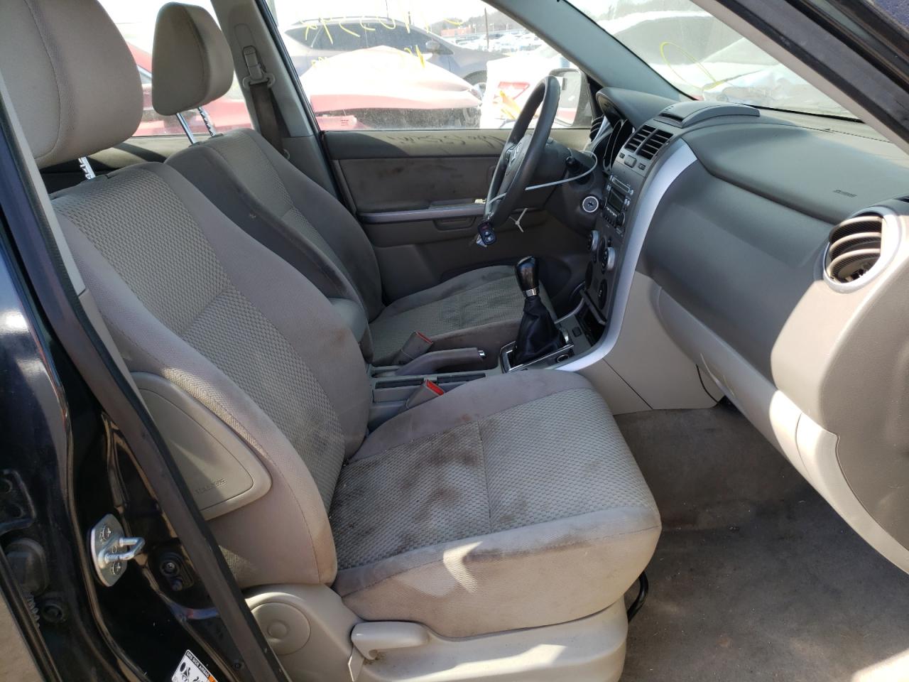 Photo 5 from auction – 2012 SUZUKI GRAND VITA with VIN JS3TE0D54C4100055
