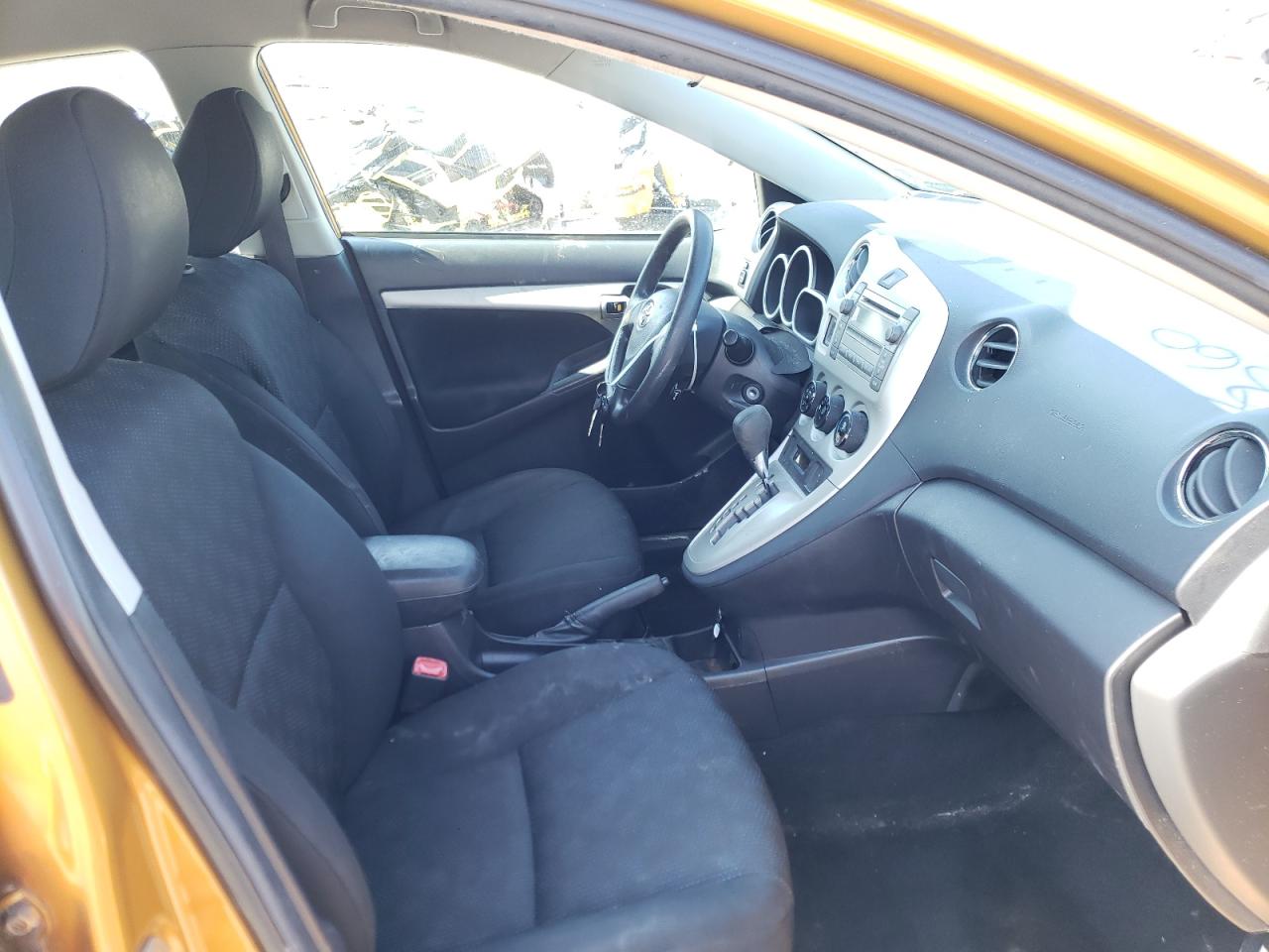 Photo 5 from auction – 2009 TOYOTA COROLLA MA with VIN 2T1KU40E49C079112
