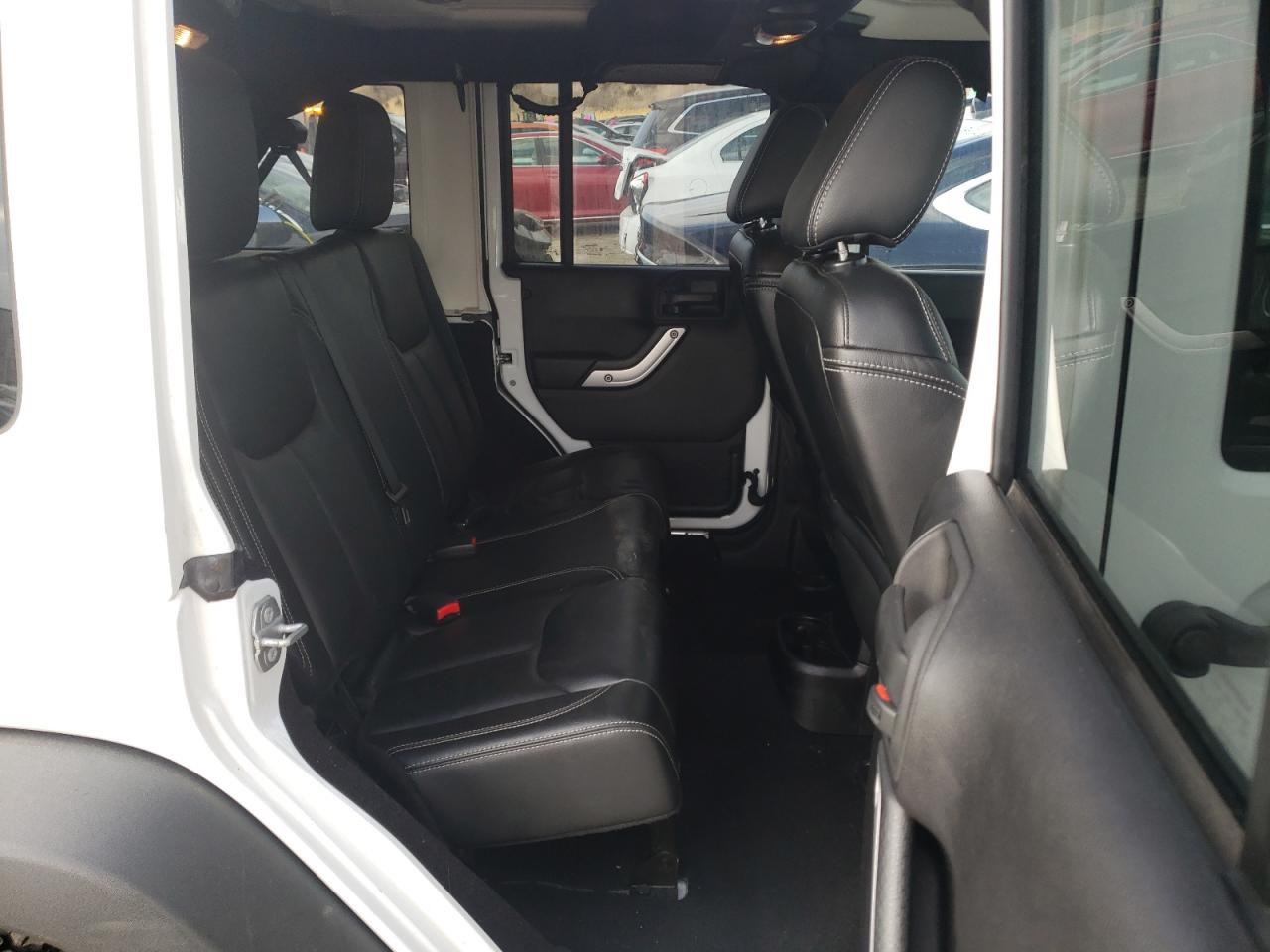 Photo 6 from auction – 2015 JEEP WRANGLER U with VIN 1C4BJWFG1FL752116