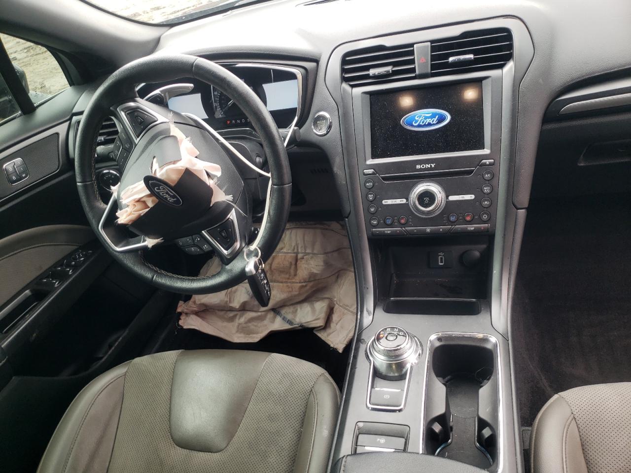 Photo 9 from auction – 2017 FORD FUSION SPO with VIN 3FA6P0VP8HR193284