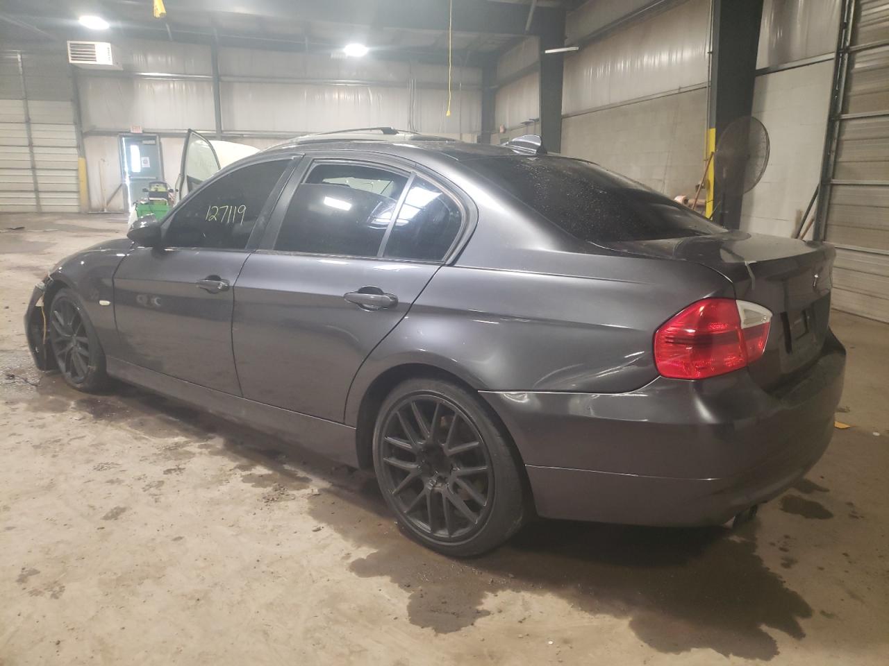 Photo 3 from auction – 2008 BMW 328 I with VIN WBAVA37518NL57298