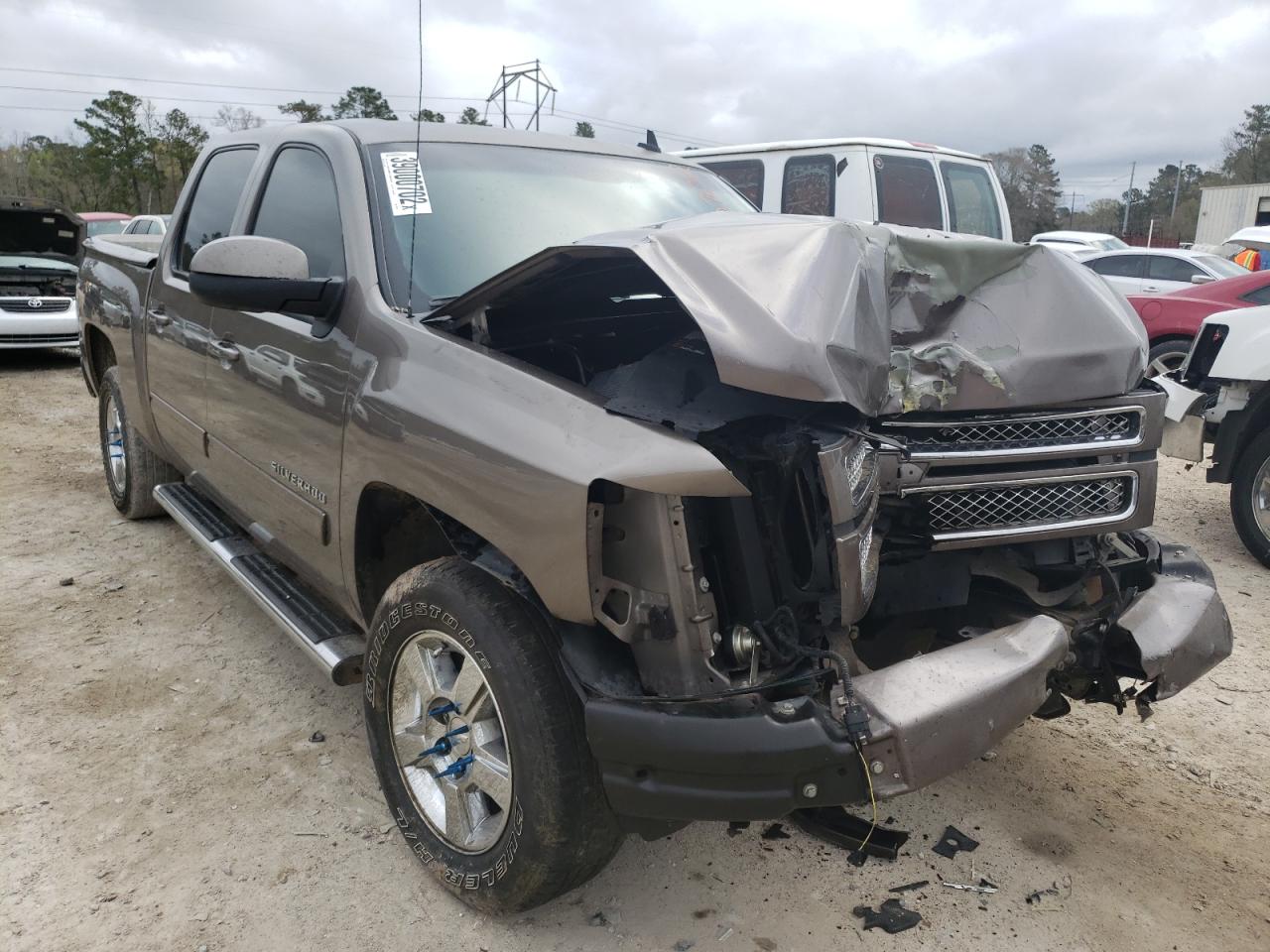 CHEVROLET SILVERADO 2013 with VIN 3GCPCTE01DG272381 - Photo from auction
