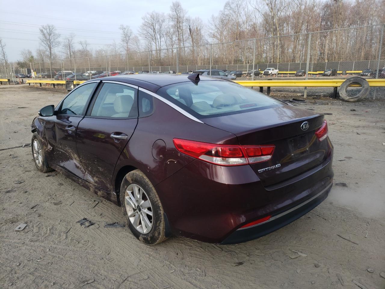 Photo 3 from auction – 2016 KIA OPTIMA LX with VIN 5XXGT4L35GG072047