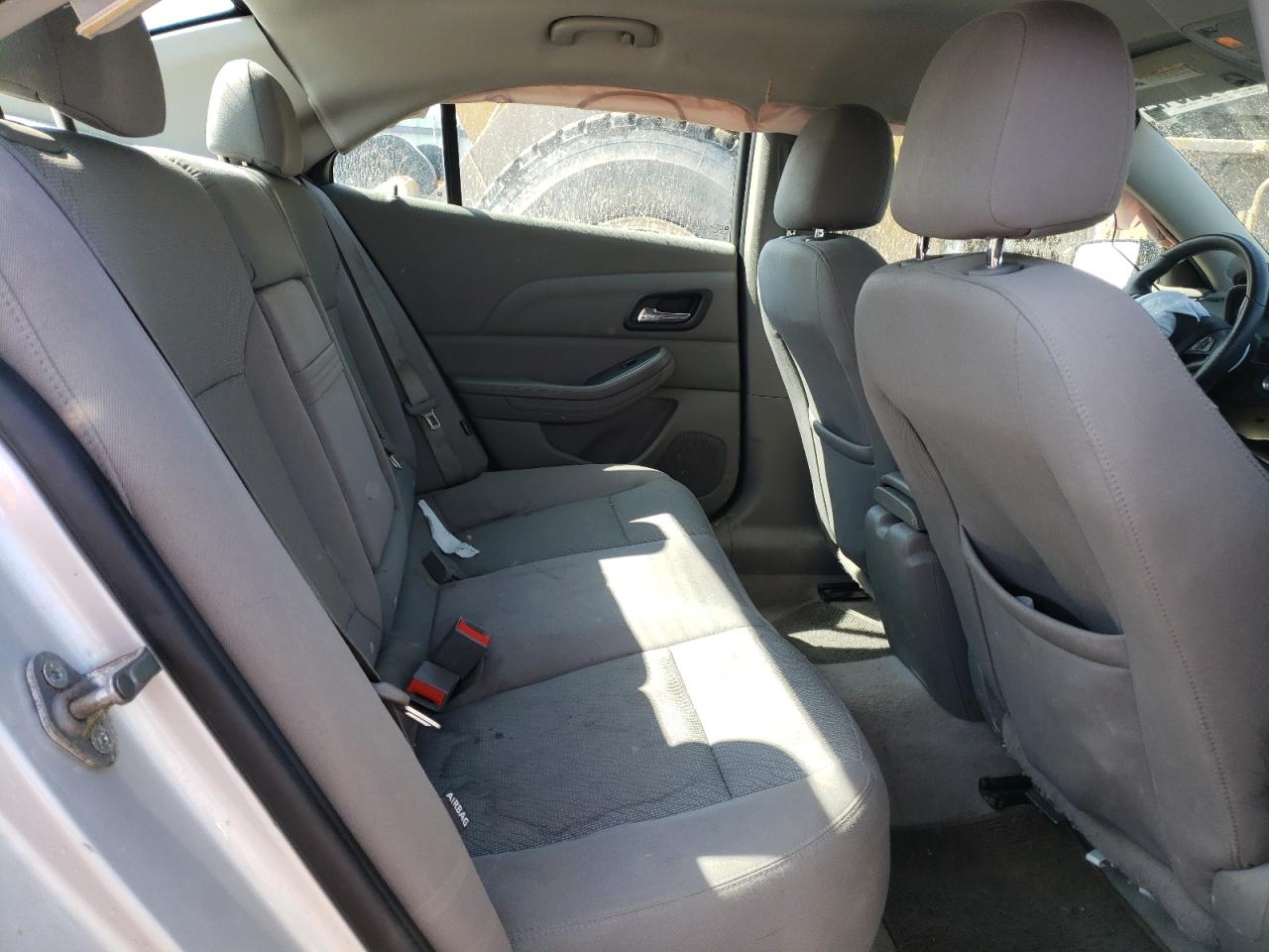 Photo 6 from auction – 2013 CHEVROLET MALIBU LS with VIN 1G11B5SA5DF182274