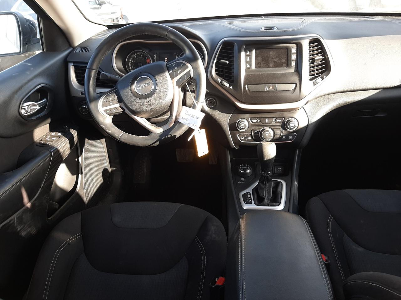 Photo 9 from auction – 2016 JEEP CHEROKEE L with VIN 1C4PJMCB1GW213272